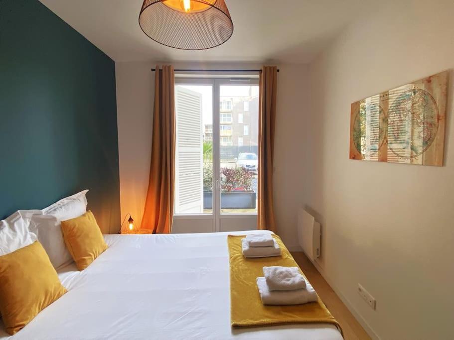 The Sunny ¤ Terrasse ¤ Proche Centre ¤ Parking ¤ Wifi Lejlighed Amiens Eksteriør billede