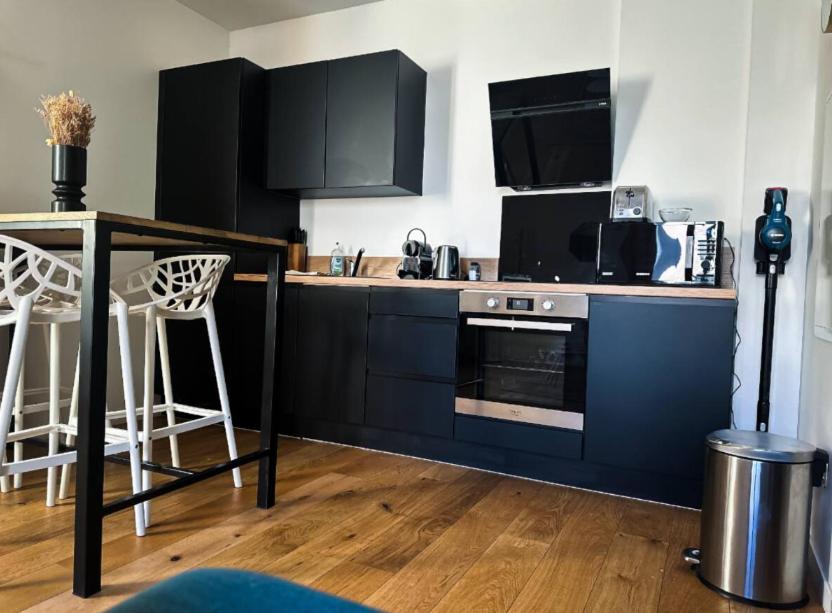 The Sunny ¤ Terrasse ¤ Proche Centre ¤ Parking ¤ Wifi Lejlighed Amiens Eksteriør billede